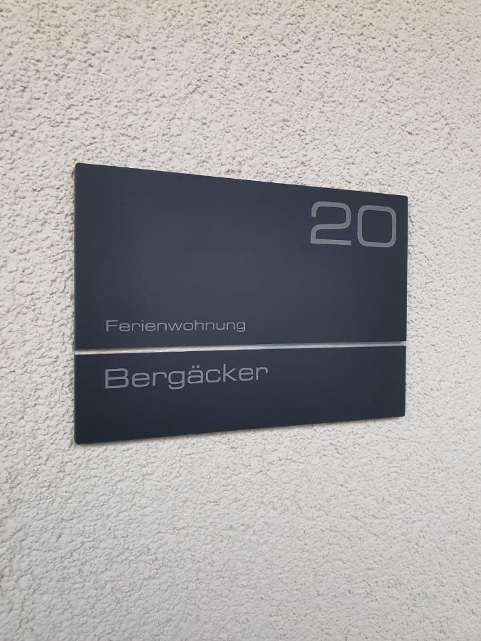 Ferienwohnung Bergaecker Нойальбенройт Экстерьер фото