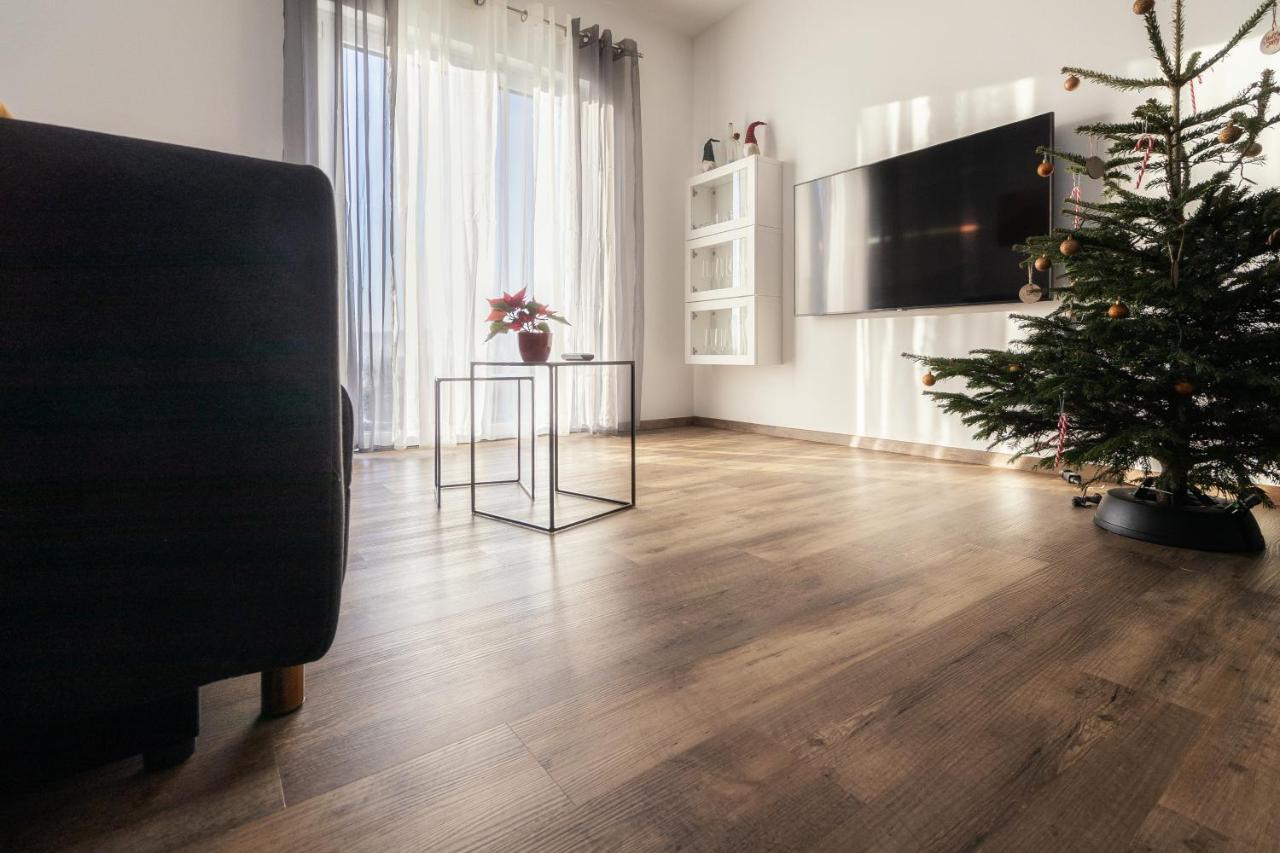 Ferienwohnung Bergaecker Нойальбенройт Экстерьер фото