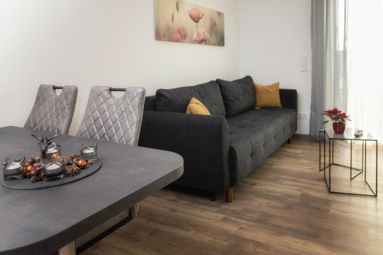 Ferienwohnung Bergaecker Нойальбенройт Экстерьер фото
